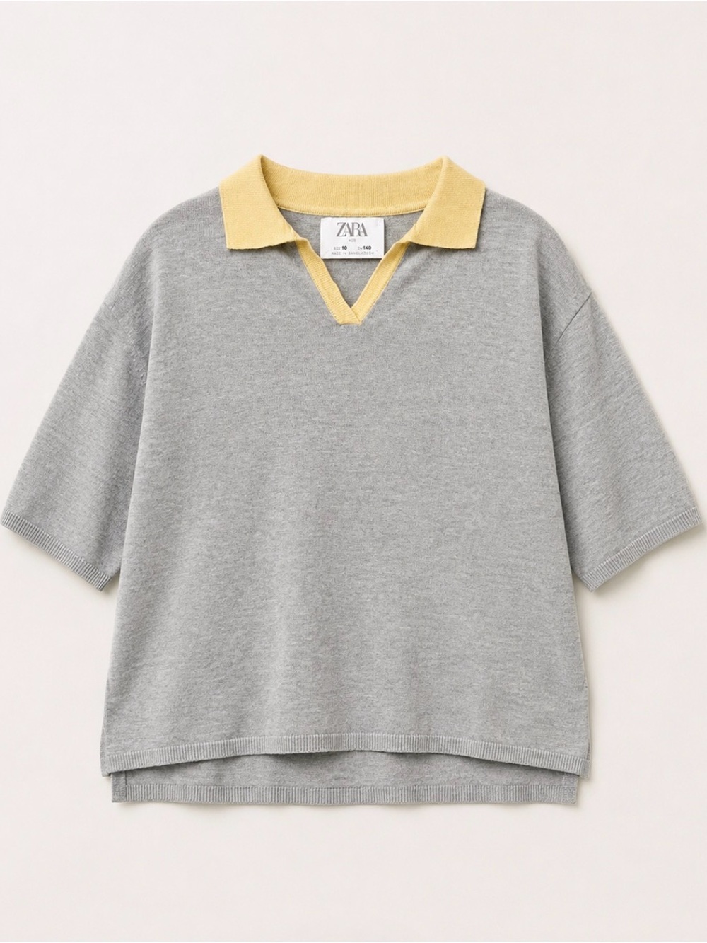 Zara Light Gray Short-Sleeve Polo Top with Yellow Collar